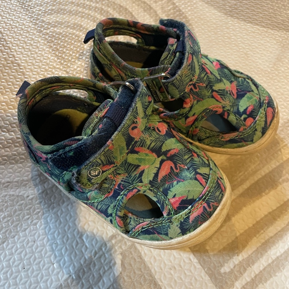 Stride Rite x Rufflebutts